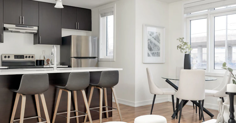 51-370 Red Maple Road, Richmond Hill, ON, L4C 6P5 - 2