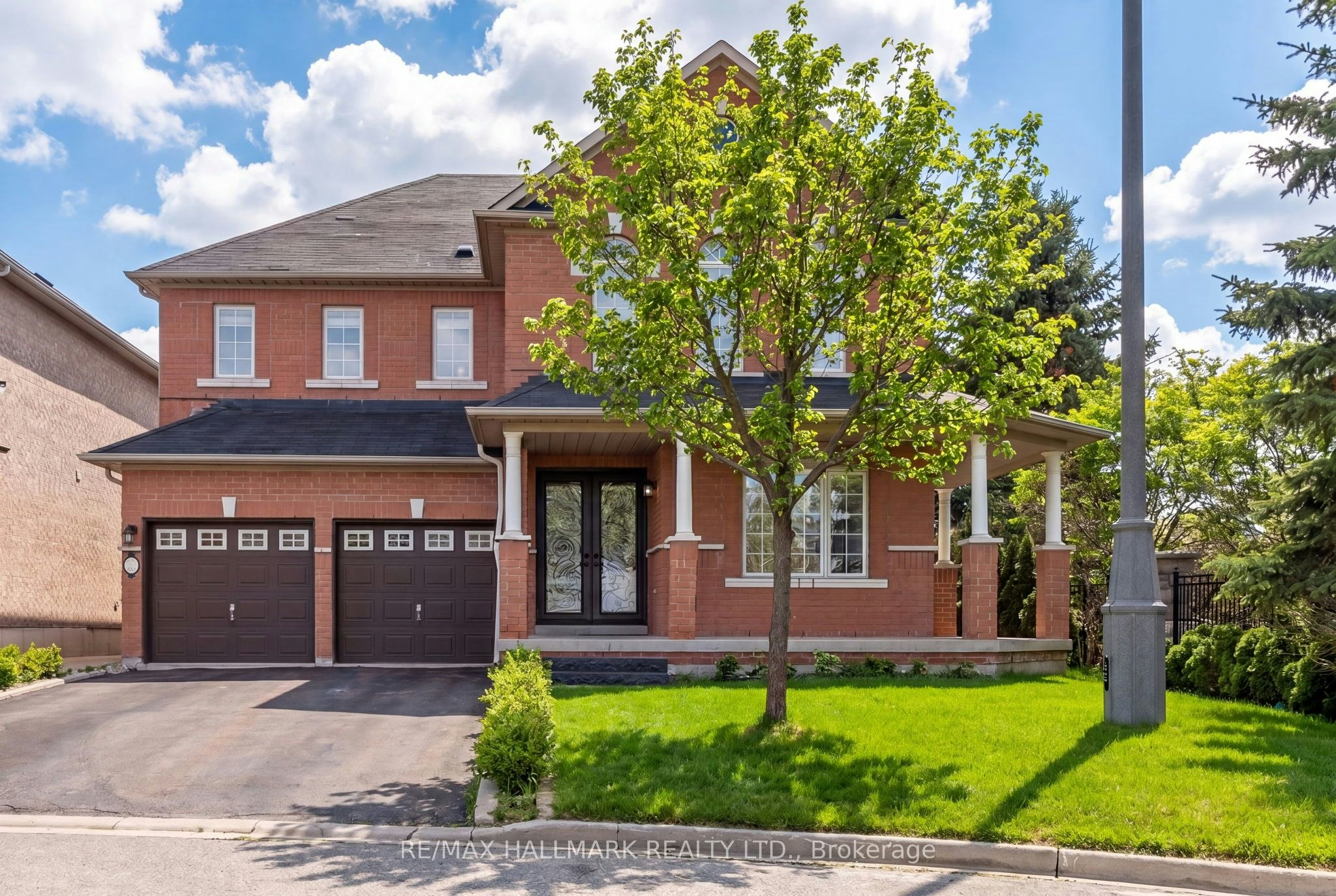 57 Saint Nicholas Crescent, Vaughan, ON, L4H 3E5