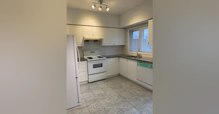 TH76-9133 Bayview Avenue, Richmond Hill, ON, L4B 4V6 - 5