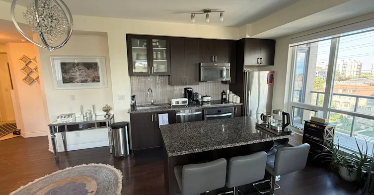 608A-9088 Yonge Street, Richmond Hill, ON, L4C 6Z9 - 2