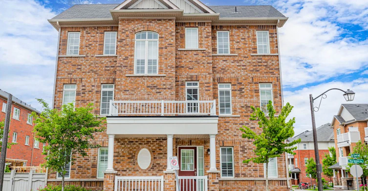 92-29 Spiv Grove Way, Markham, ON, L6E 0T6 - 2