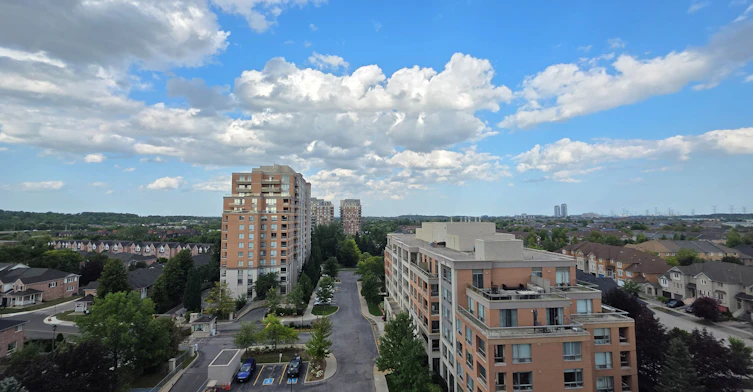 916-9 Northern Heights Drive E Drive, Richmond Hill, ON, L4B 4M6 - 14