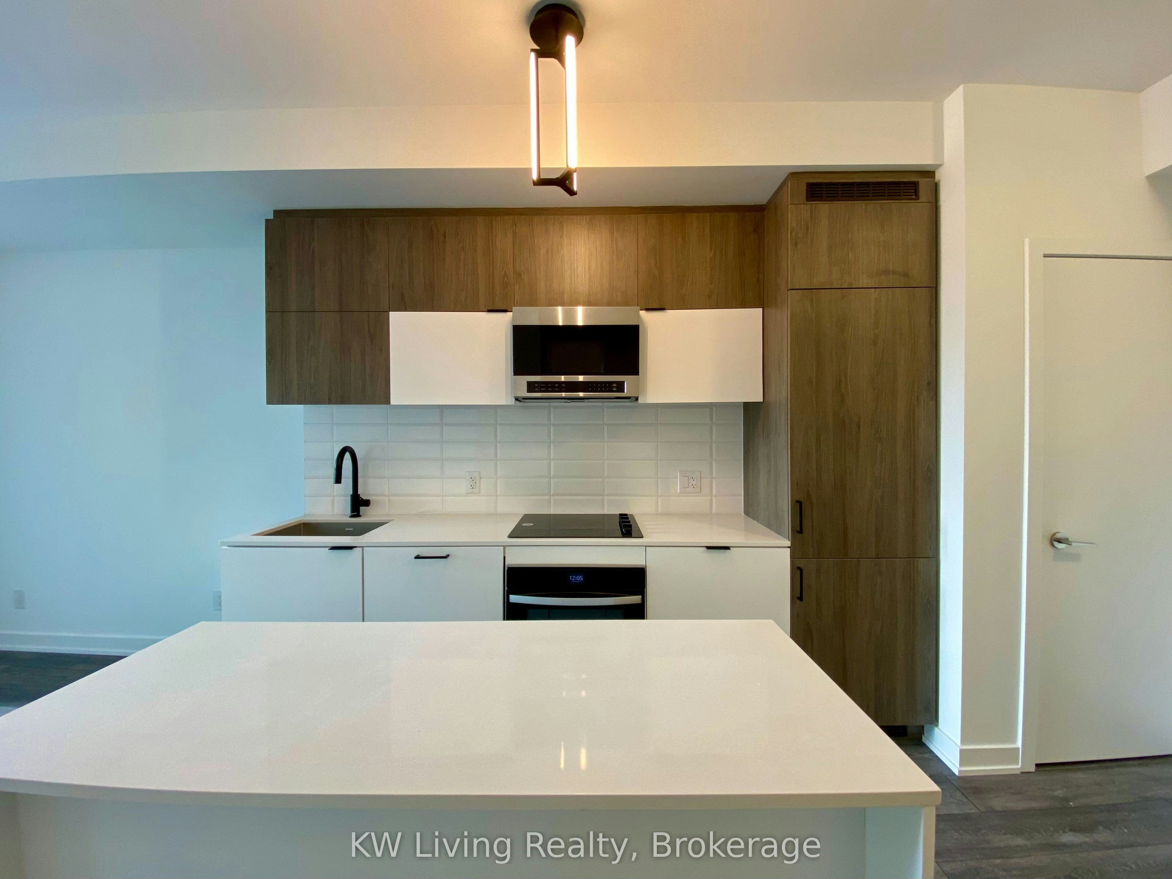 203-8888 Yonge Street, Richmond Hill, ON, L4C 5V6 - 8