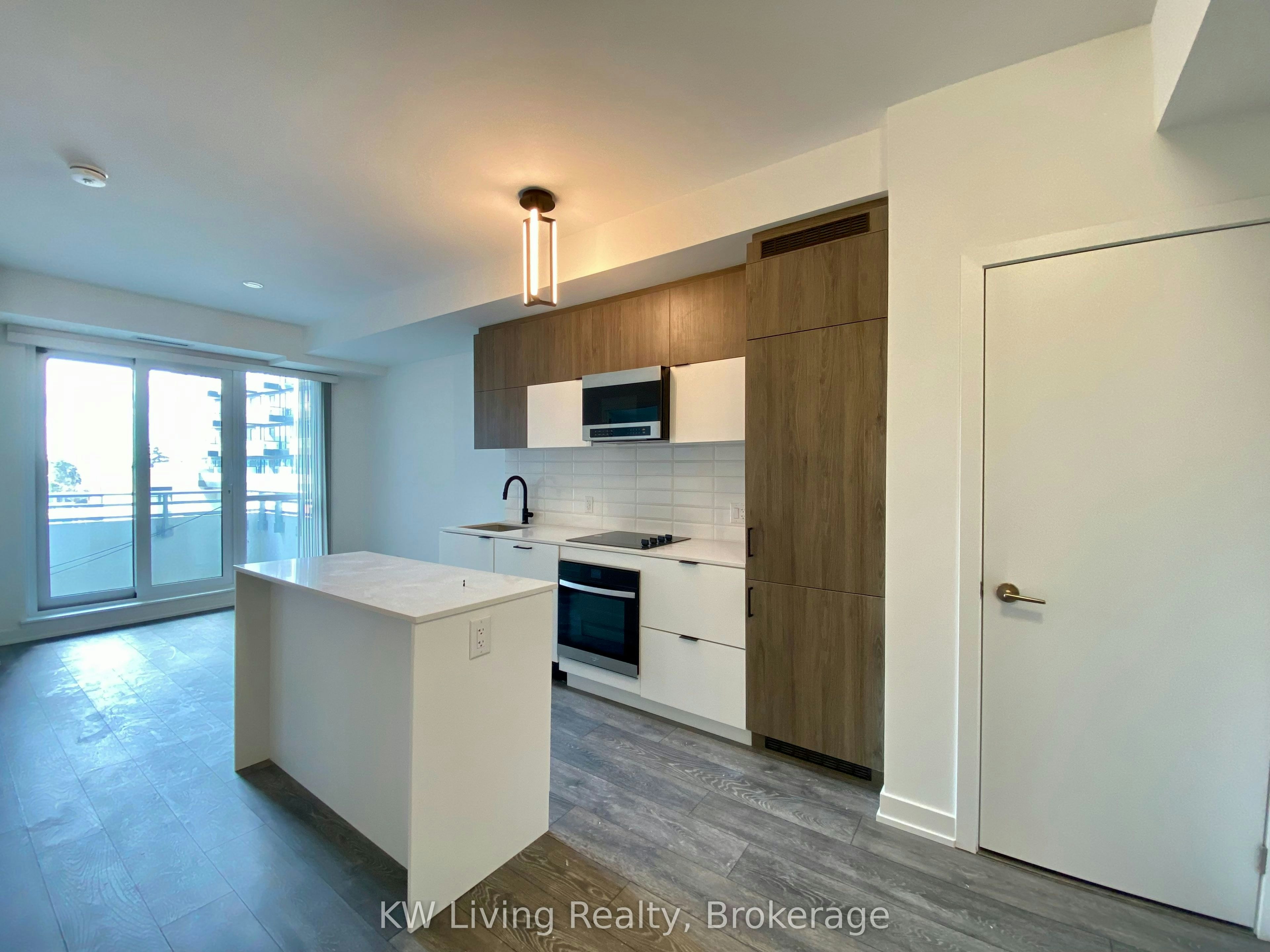 203-8888 Yonge Street, Richmond Hill, ON, L4C 5V6 - 7