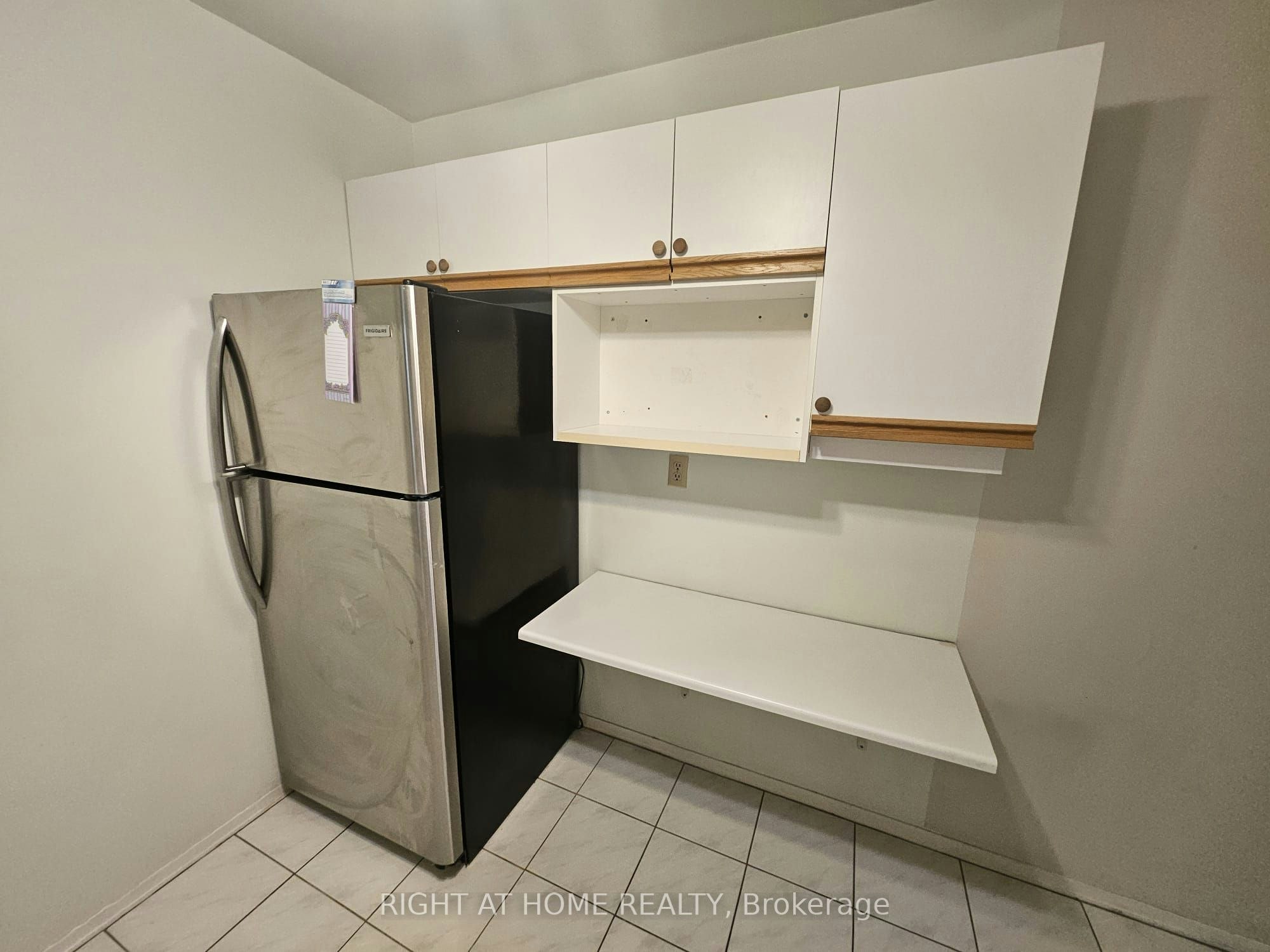 111-326 Major Mackenzie Drive E, Richmond Hill, ON, L4C 8T4 - 7
