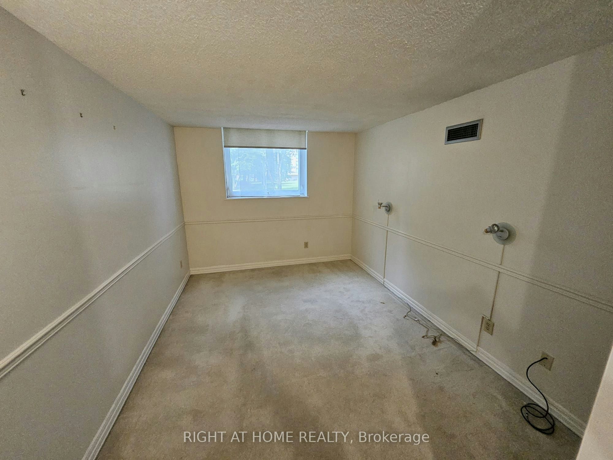 111-326 Major Mackenzie Drive E, Richmond Hill, ON, L4C 8T4 - 17