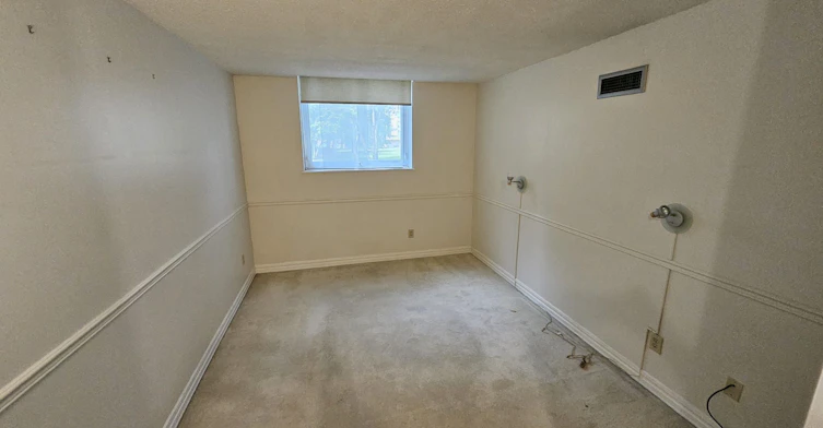 111-326 Major Mackenzie Drive E, Richmond Hill, ON, L4C 8T4 - 17