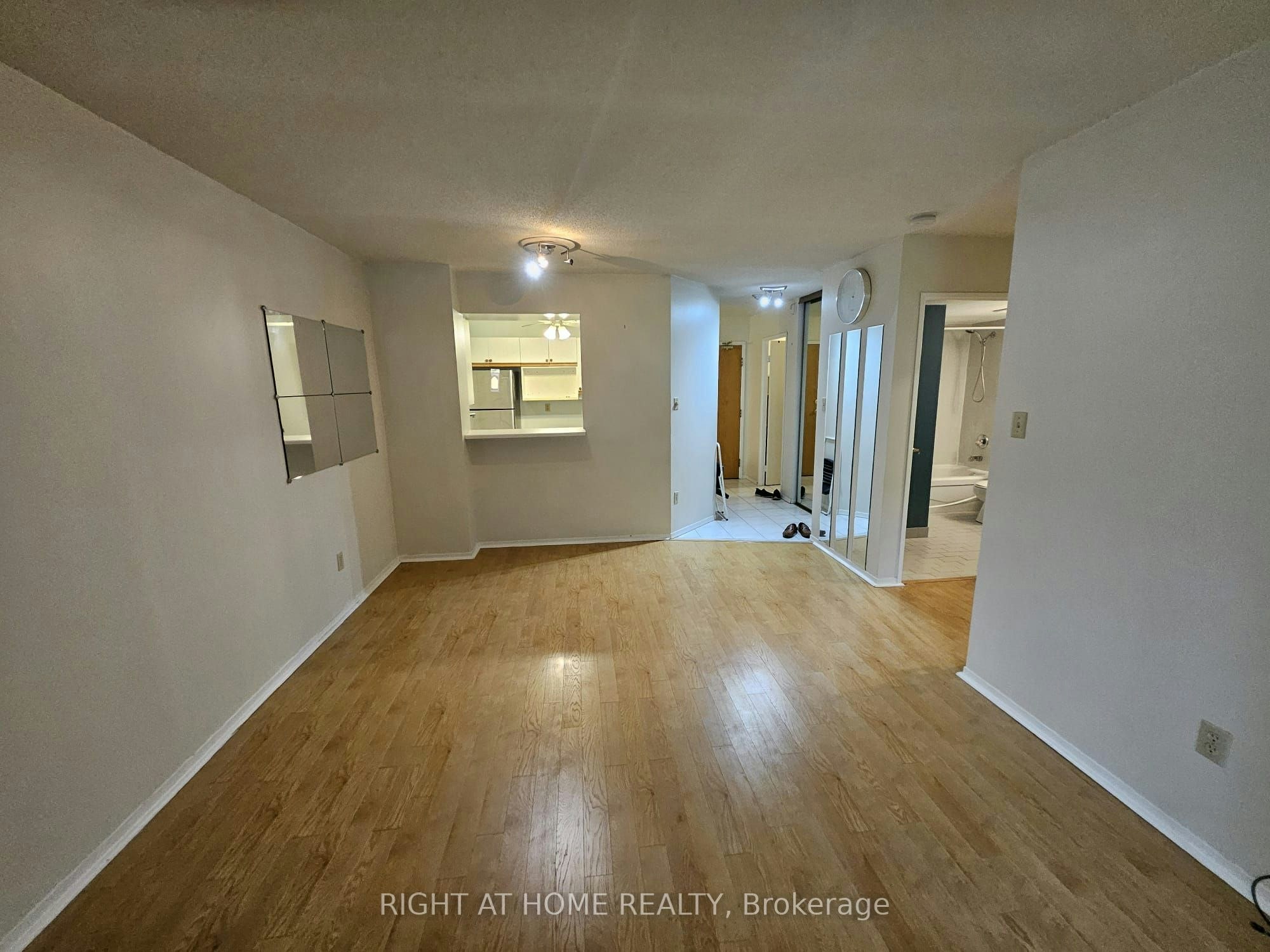 111-326 Major Mackenzie Drive E, Richmond Hill, ON, L4C 8T4 - 12