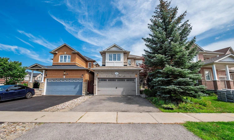 26 Tomscot Avenue
