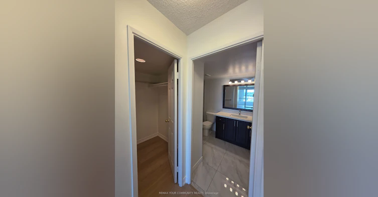 726-7825 Bayview Avenue, Markham, ON, L4J 0K1 - 7