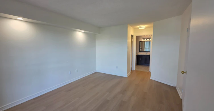 726-7825 Bayview Avenue, Markham, ON, L4J 0K1 - 11