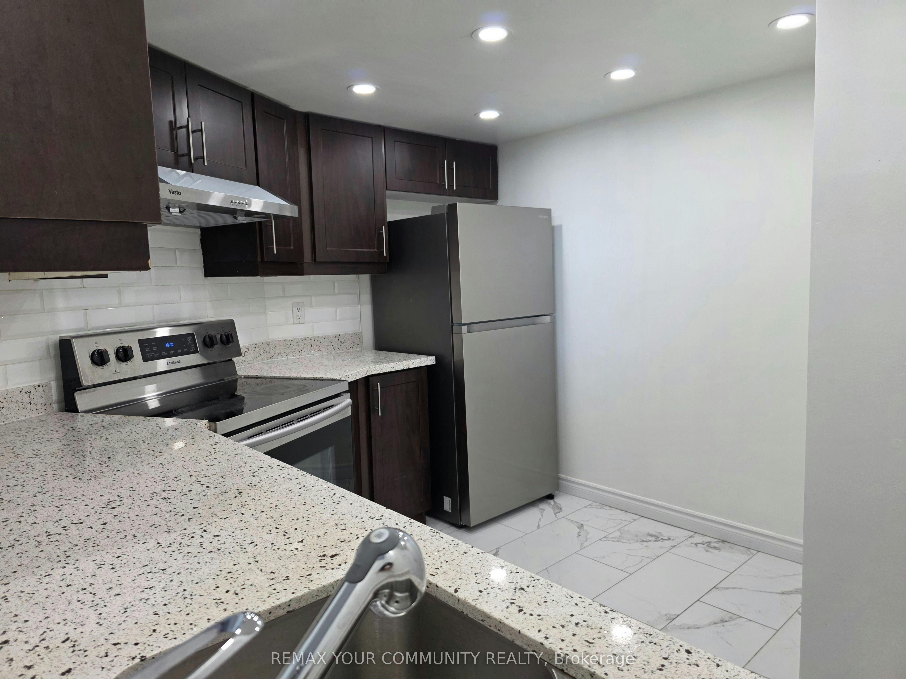 726-7825 Bayview Avenue, Markham, ON, L4J 0K1 - 14