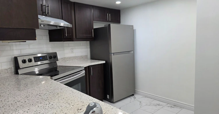 726-7825 Bayview Avenue, Markham, ON, L4J 0K1 - 14