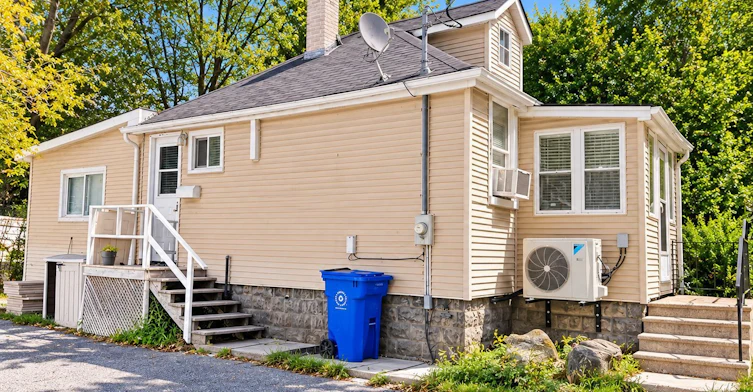 567 Granby Place, Newmarket, ON, L3Y 2J6 - 2