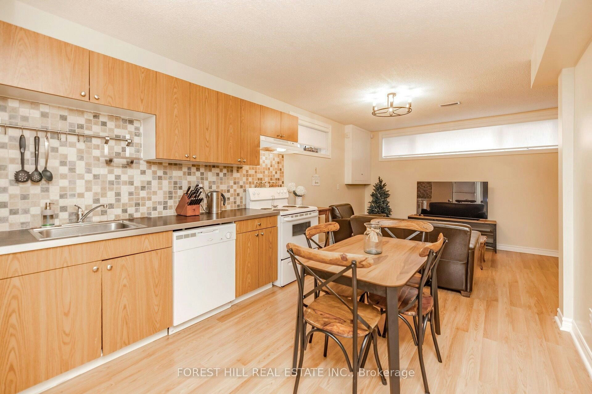 69 Oxford Street, Richmond Hill, ON, L4C 4L6 - 8
