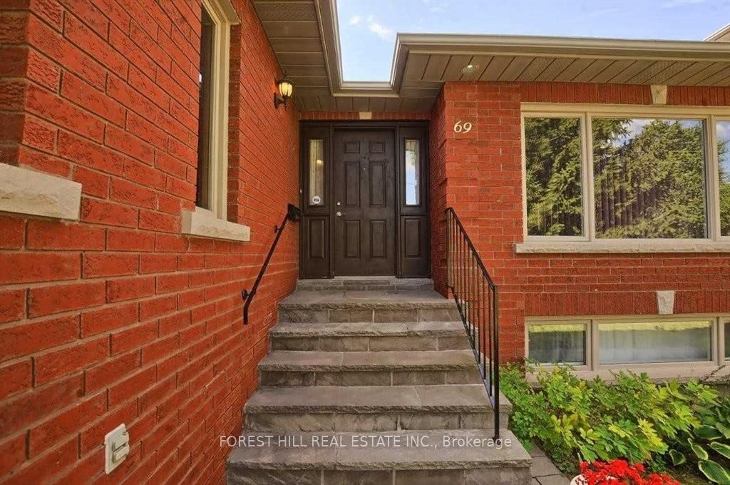 69 Oxford Street, Richmond Hill, ON, L4C 4L6