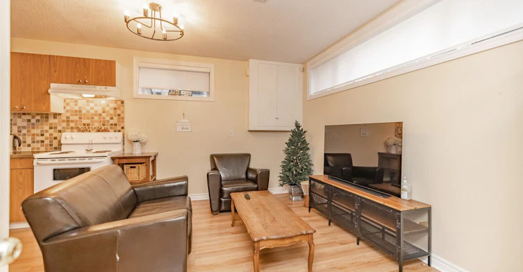 69 Oxford Street, Richmond Hill, ON, L4C 4L6 - 3