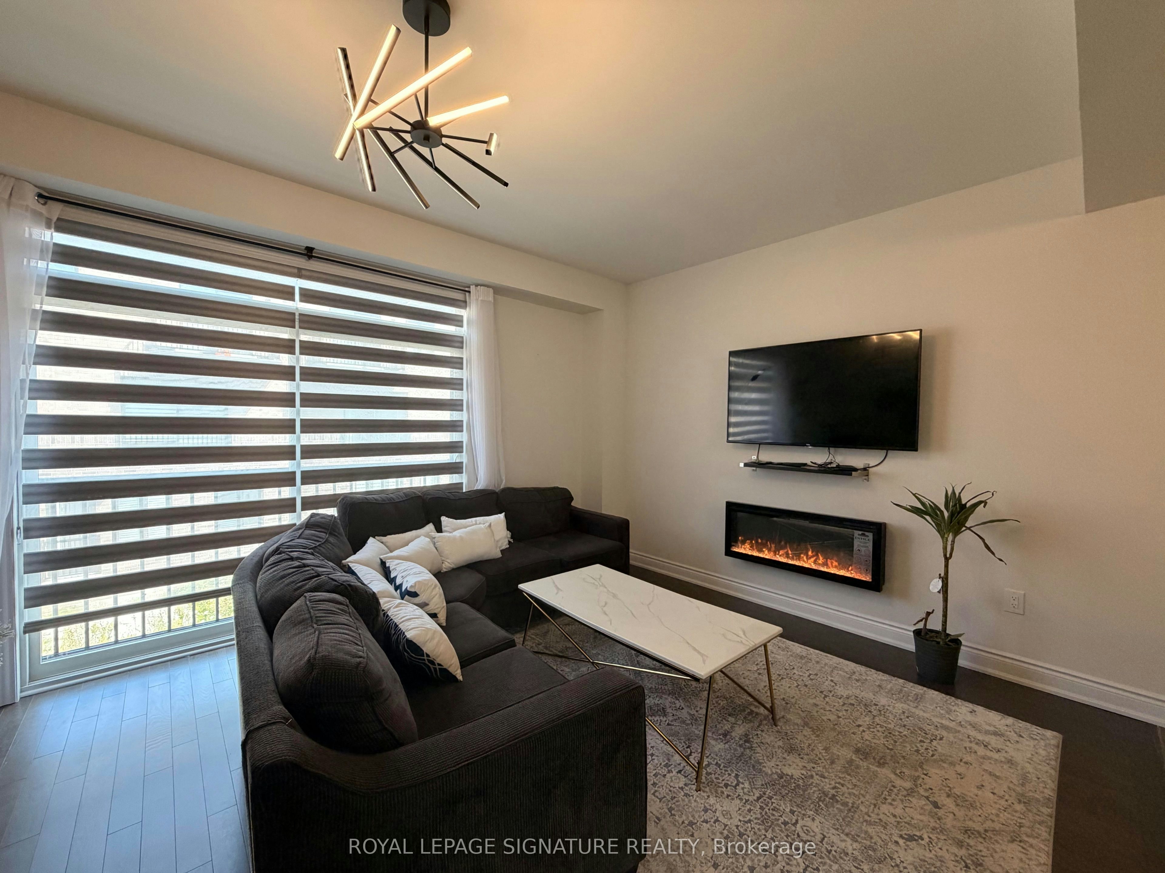 52 Tennant Circle, Vaughan, ON, L4H 5L5 - 7