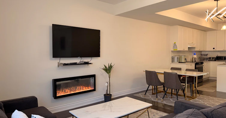 52 Tennant Circle, Vaughan, ON, L4H 5L5 - 6