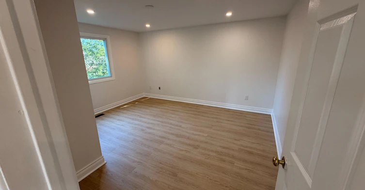 257 London Road, Newmarket, ON, L3Y 6L3 - 15