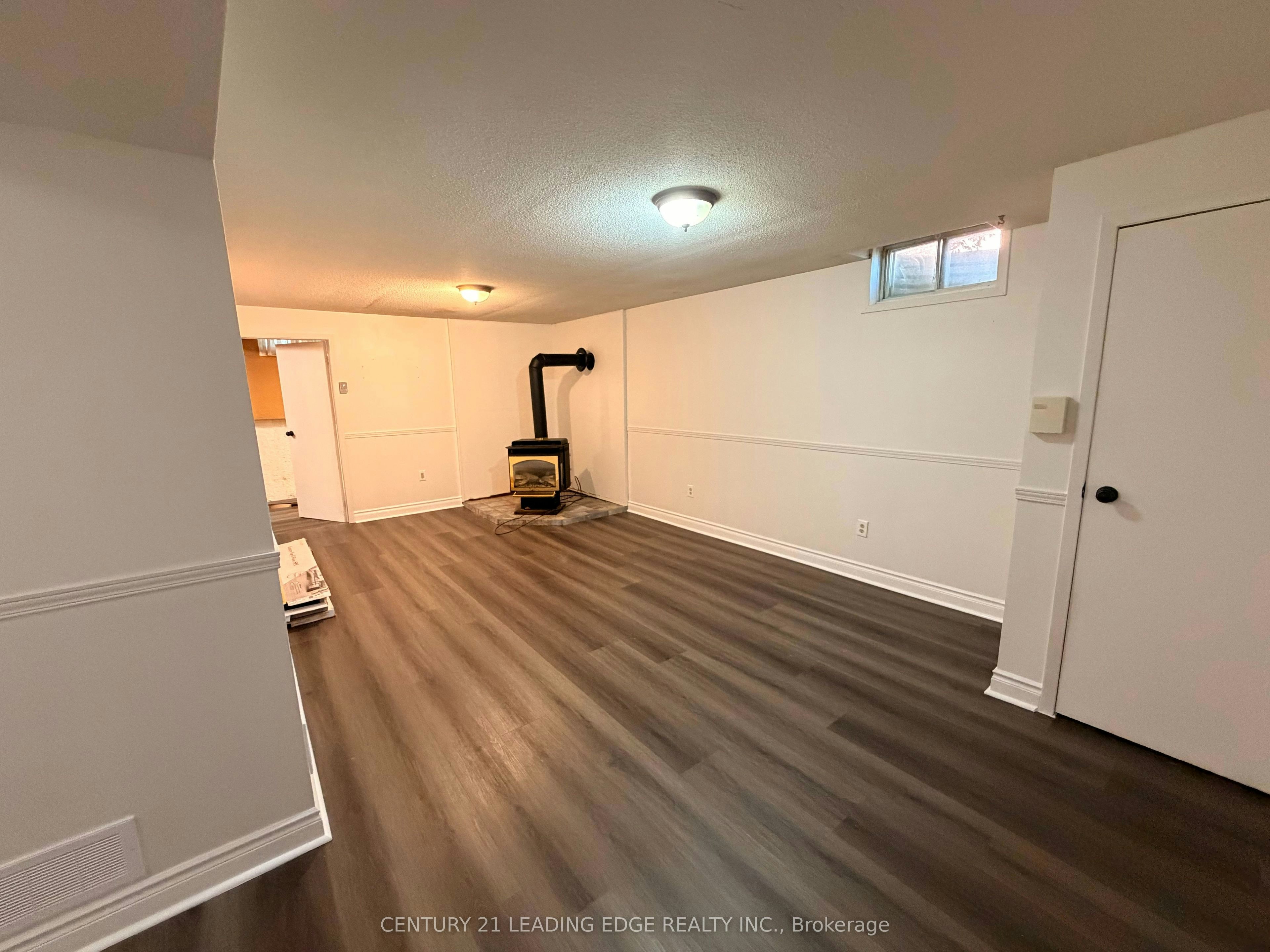 257 London Road, Newmarket, ON, L3Y 6L3 - 18