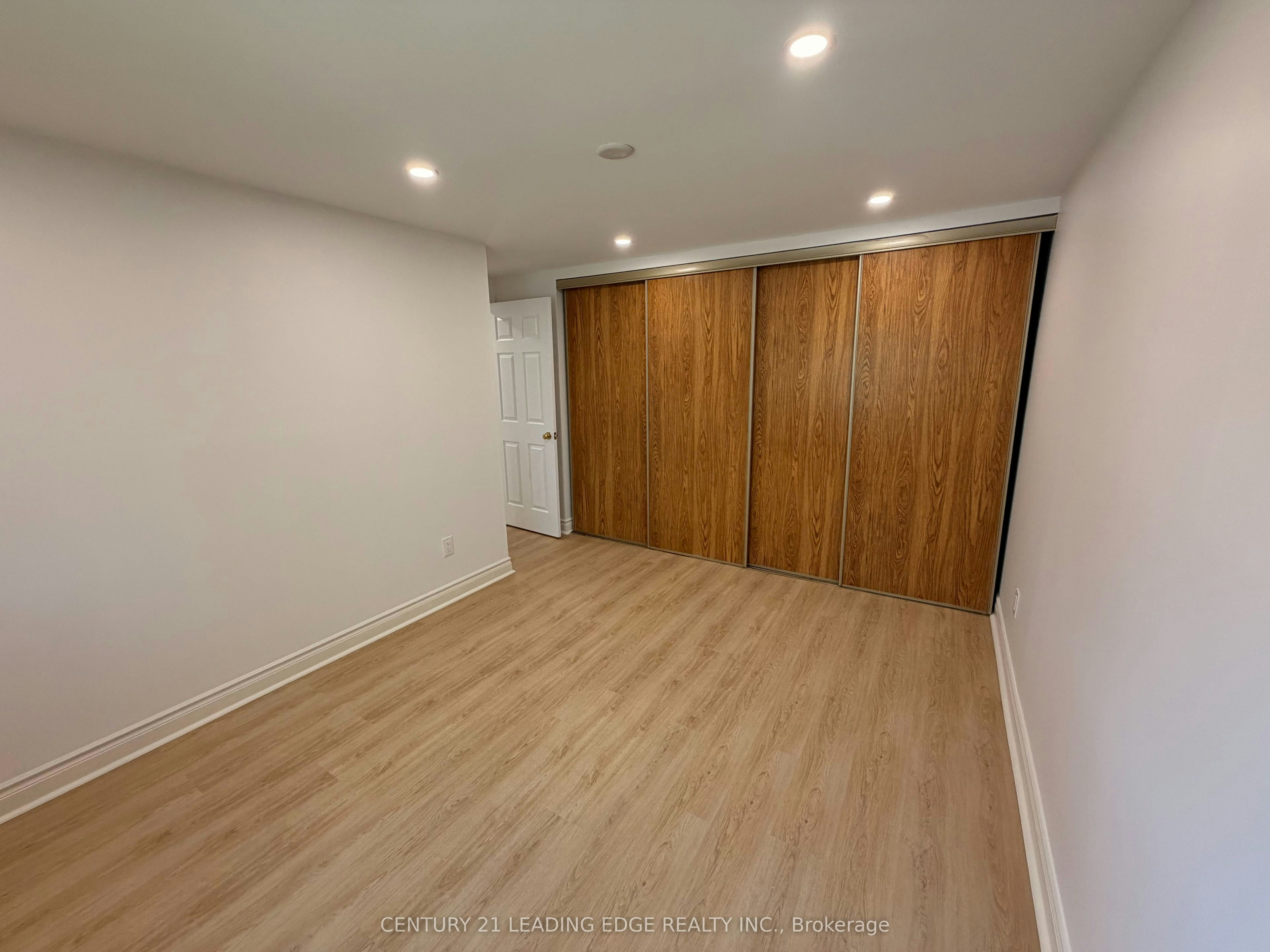 257 London Road, Newmarket, ON, L3Y 6L3 - 16