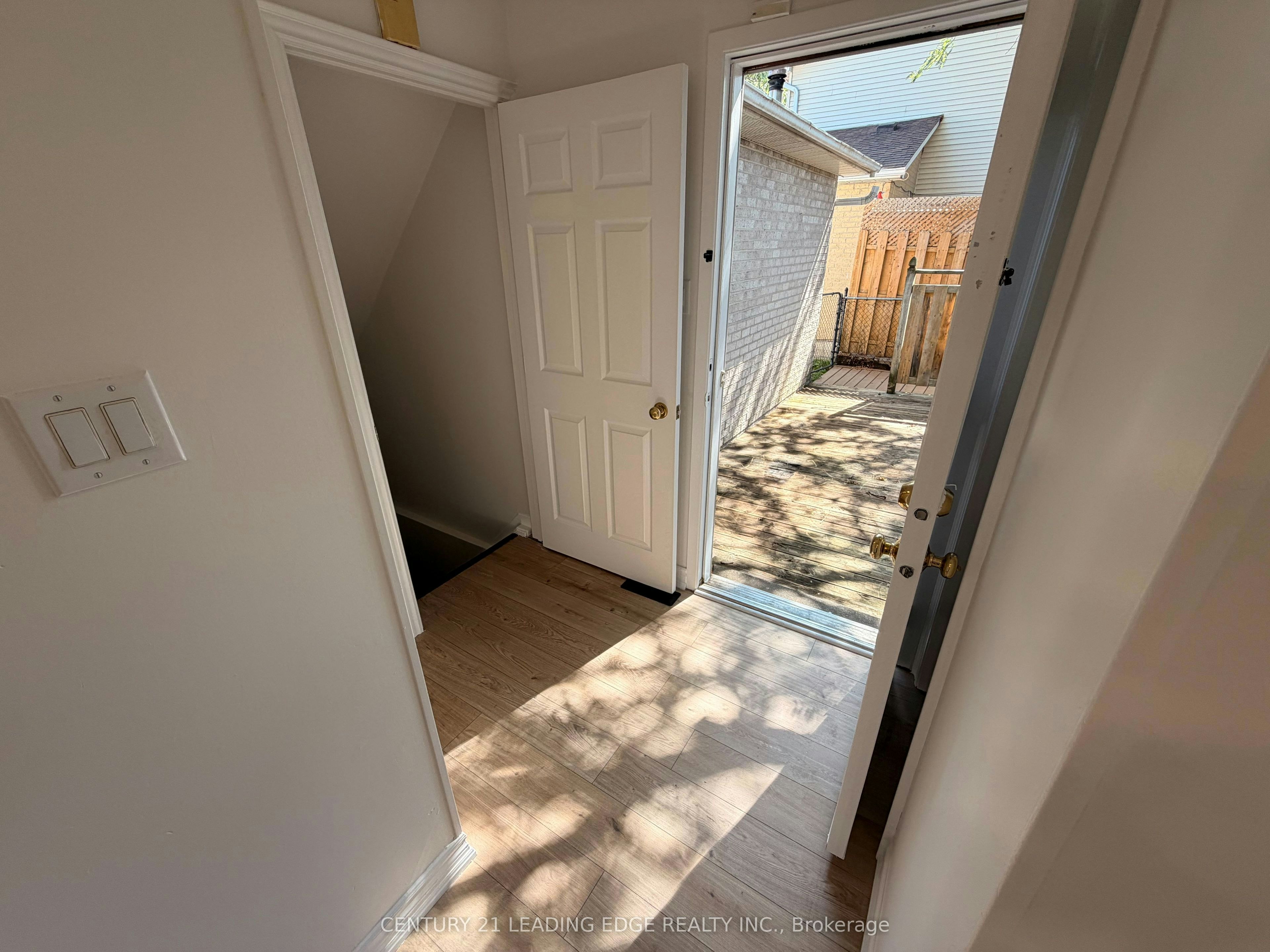 257 London Road, Newmarket, ON, L3Y 6L3 - 10