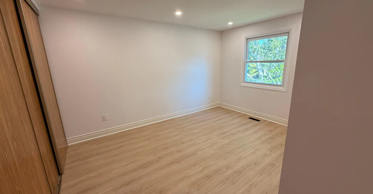 257 London Road, Newmarket, ON, L3Y 6L3 - 14
