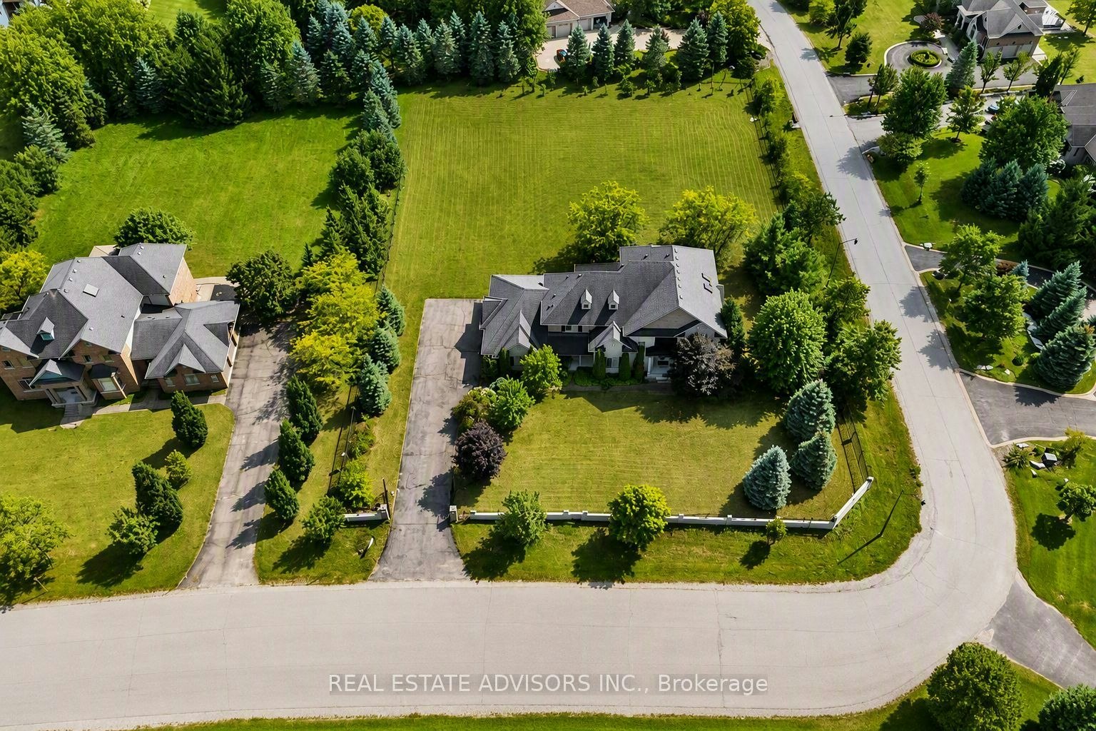 43 Grayfield Drive, Whitchurch-Stouffville, ON, L4A 0B1