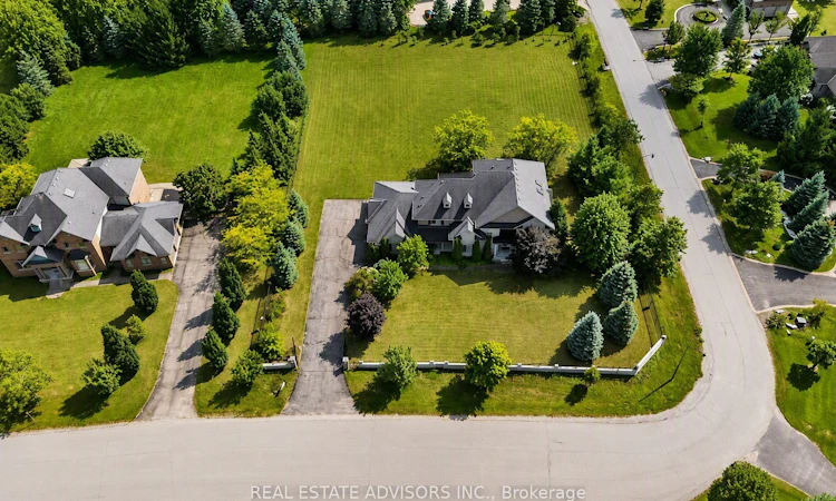 43 Grayfield Drive