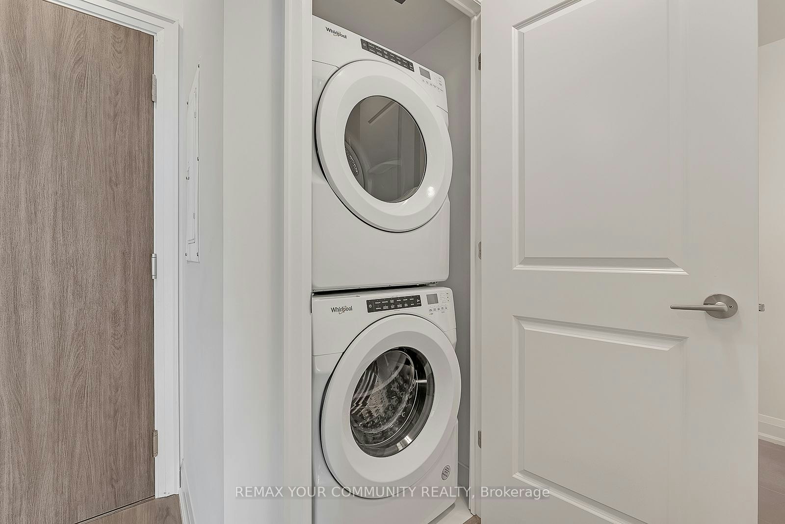 1606E-20 Gatineau Drive, Vaughan, ON, L4J 0L3 - 24