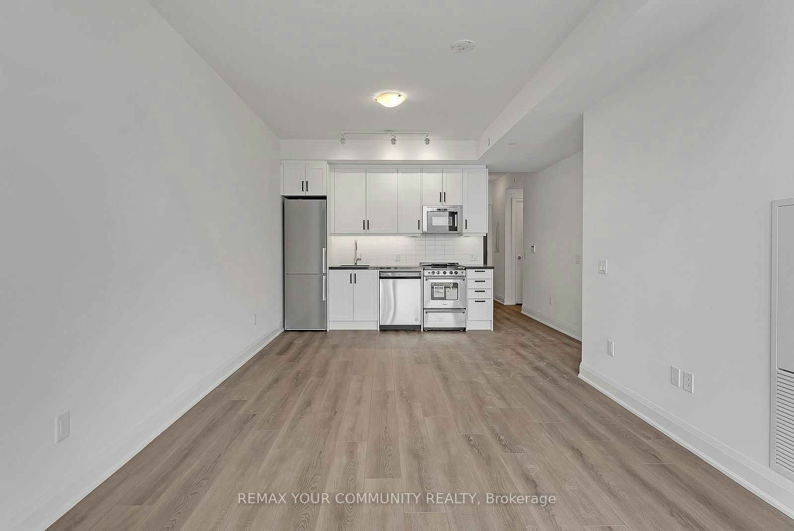 1606E-20 Gatineau Drive, Vaughan, ON, L4J 0L3 - 13
