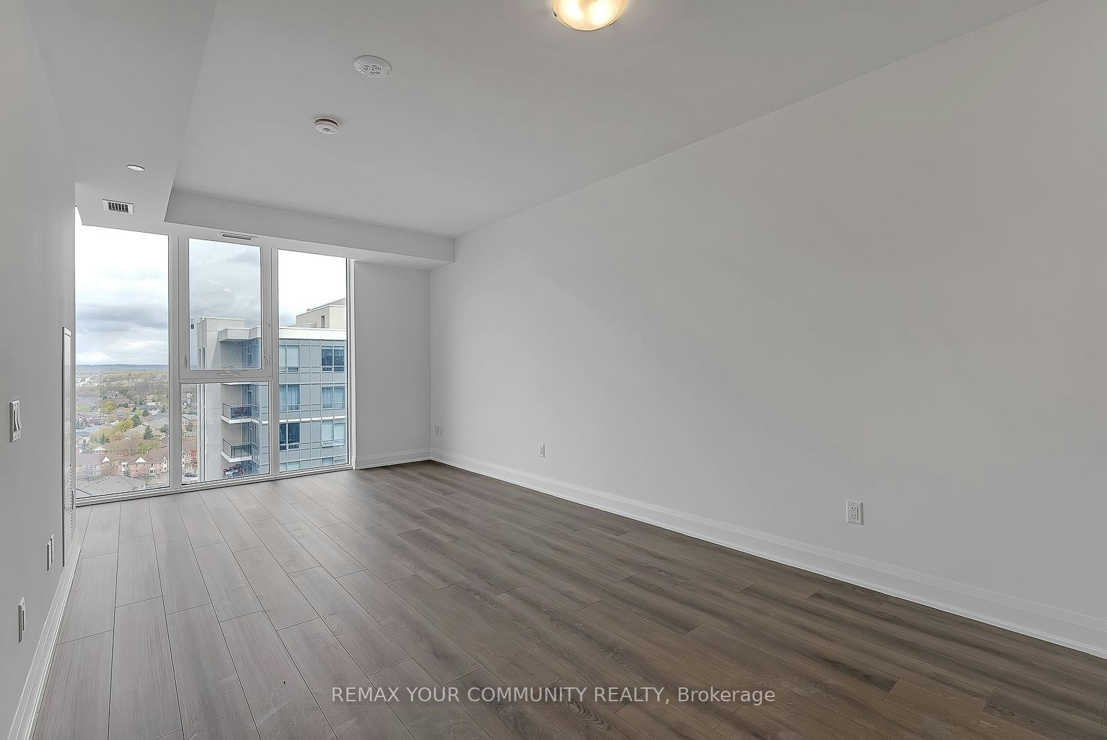1606E-20 Gatineau Drive, Vaughan, ON, L4J 0L3 - 8
