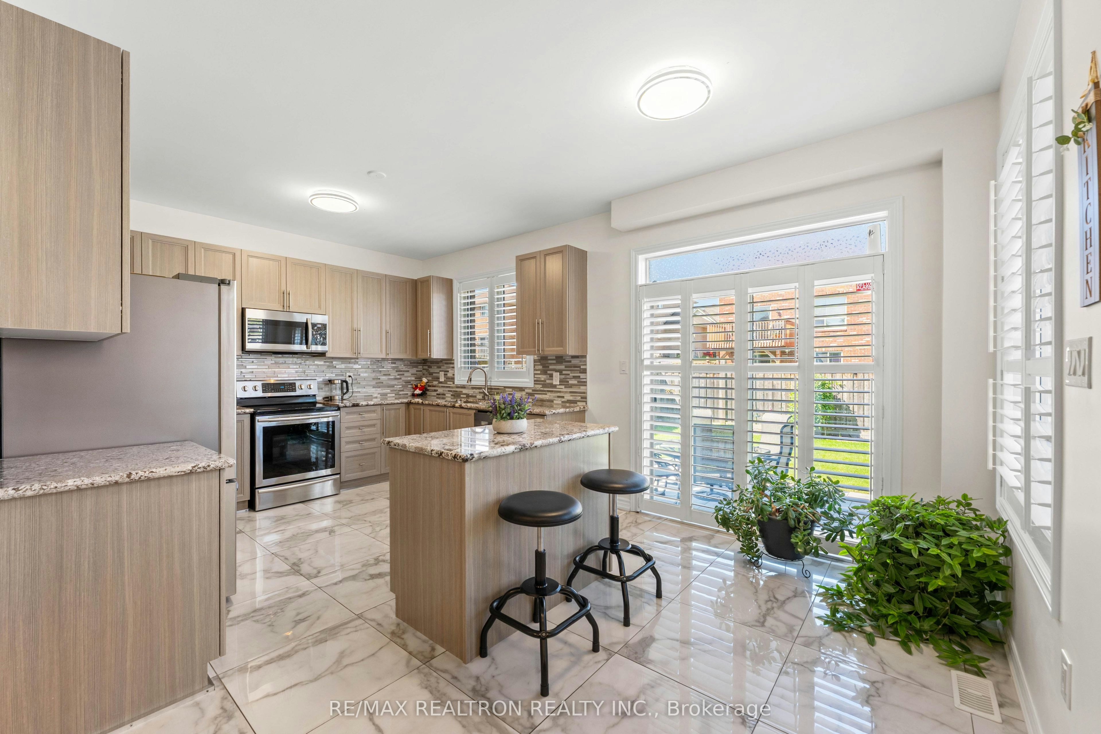2072 Allison Street, Innisfil, ON, L9S 0K7 - 14