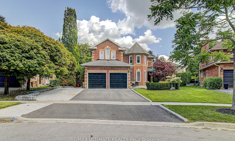 351 Fairway Gardens