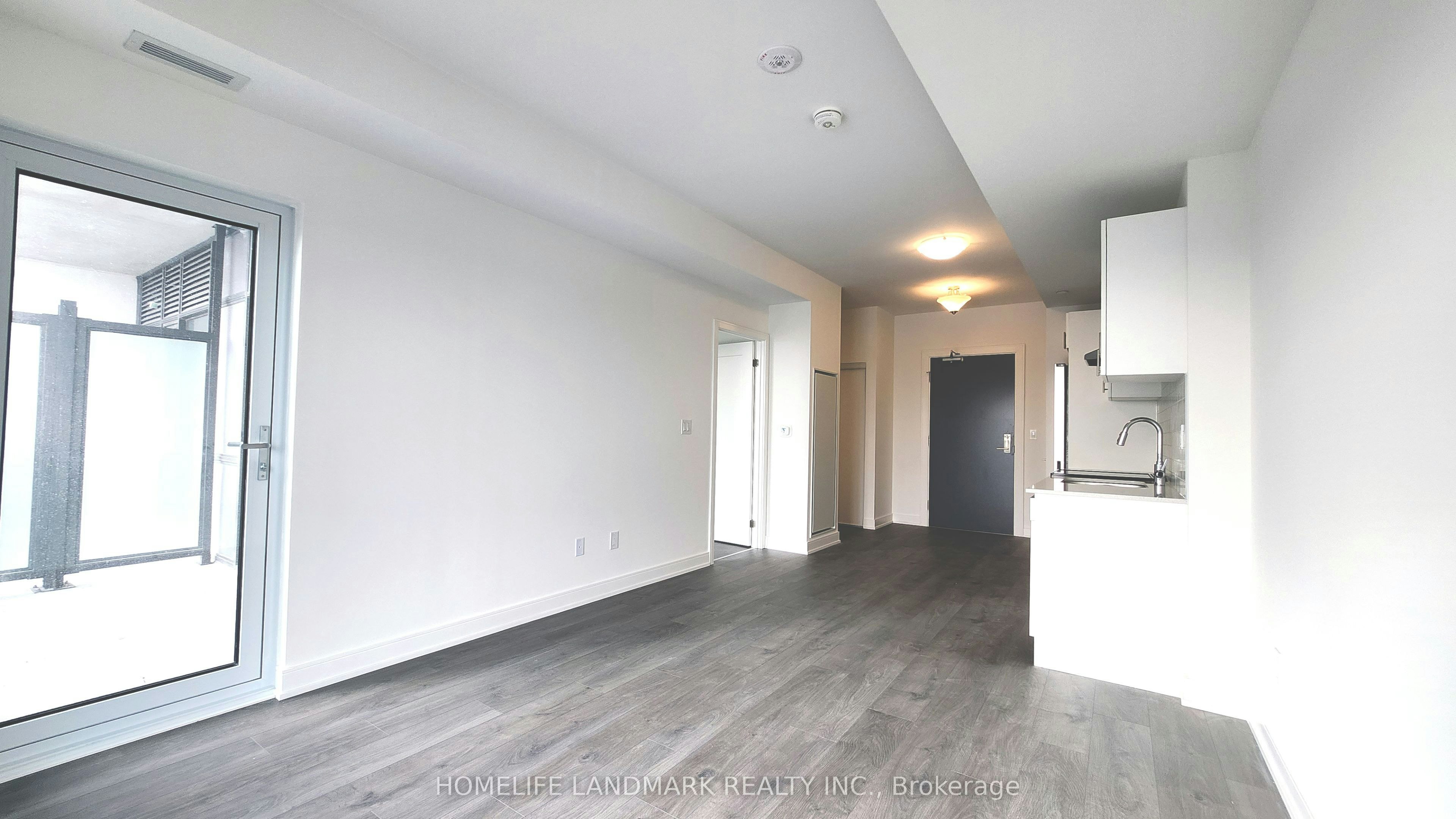 1006-715 Davis Drive E, Newmarket, ON, L3Y 2R3 - 9
