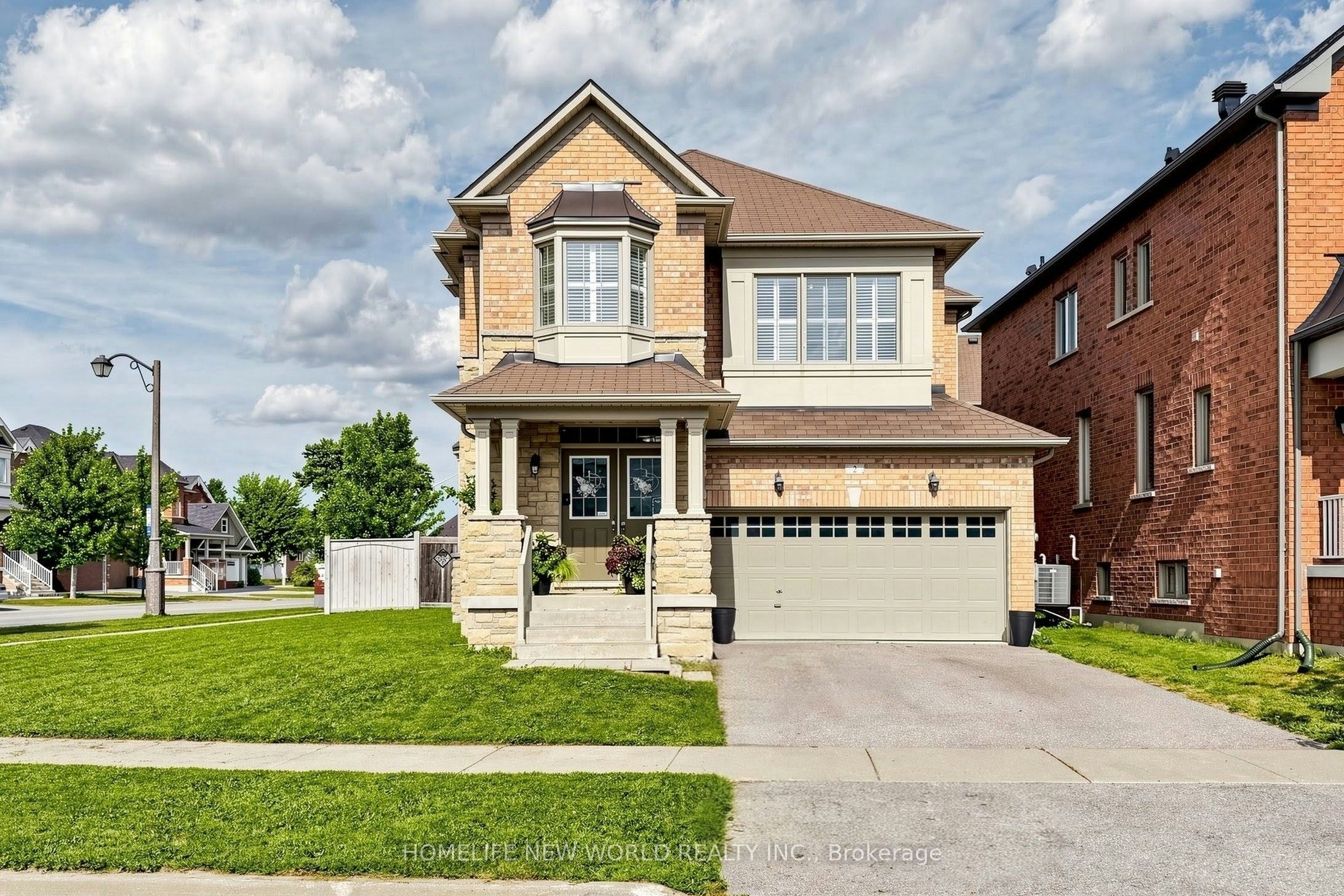 2 Lucida Court, Whitchurch-Stouffville, ON, L4A 1S1