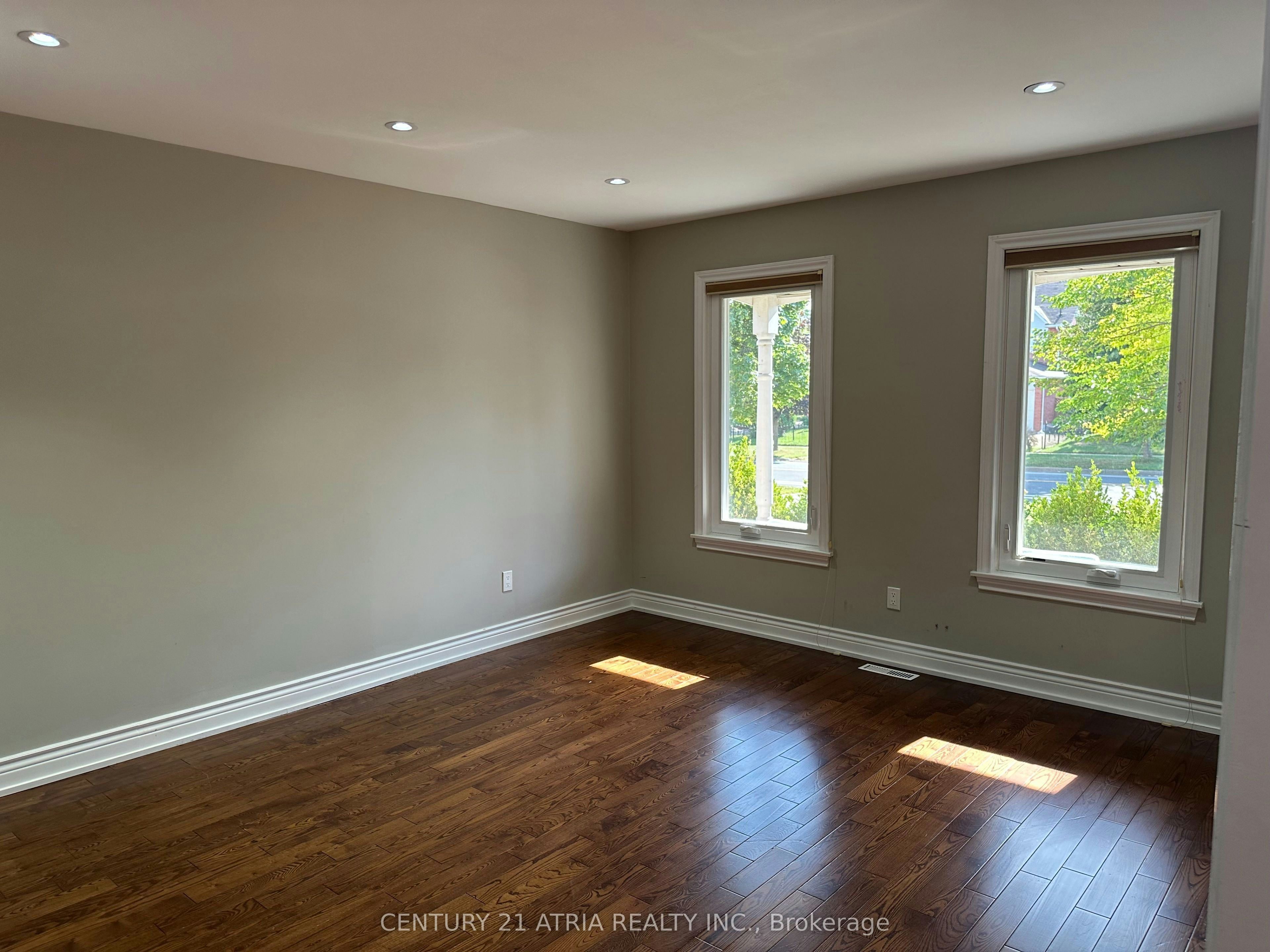 589 Village Parkway, Markham, ON, L3R 6C1 - 7