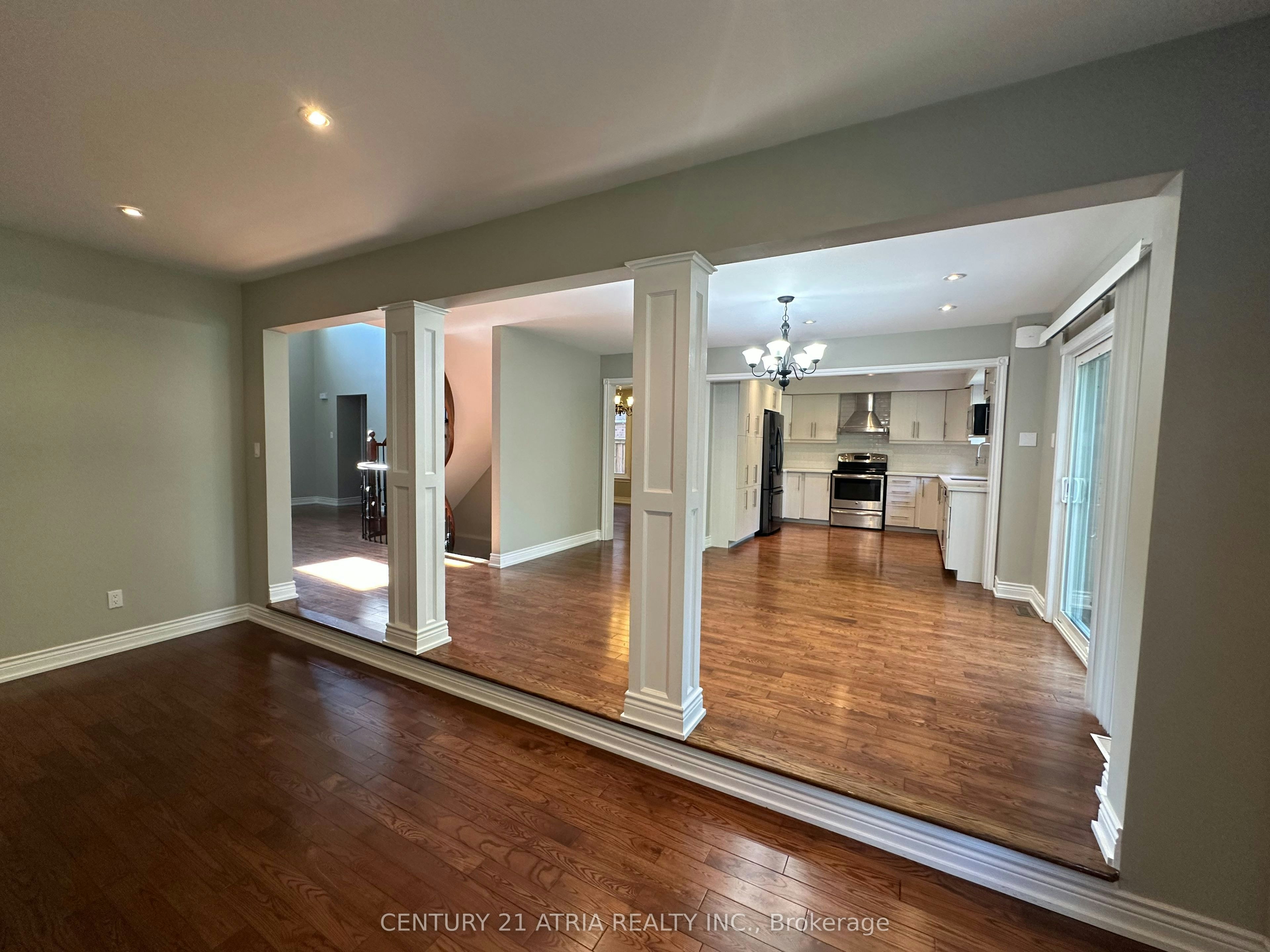 589 Village Parkway, Markham, ON, L3R 6C1 - 13