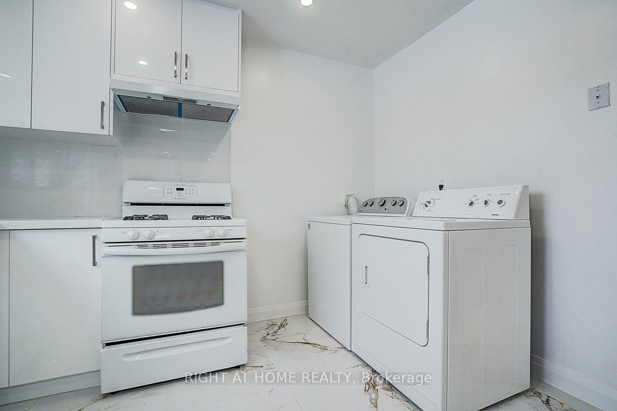 35 Snowshoe Crescent, Markham, ON, L3T 4M7 - 6