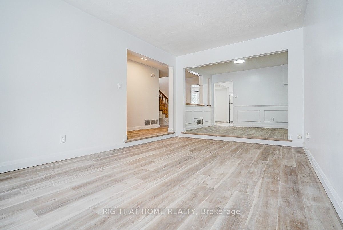 35 Snowshoe Crescent, Markham, ON, L3T 4M7 - 18