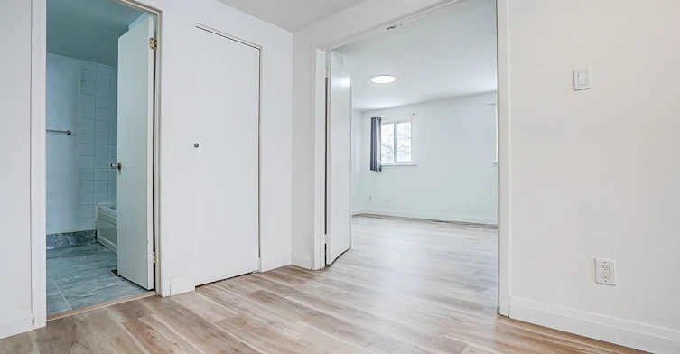 35 Snowshoe Crescent, Markham, ON, L3T 4M7 - 11