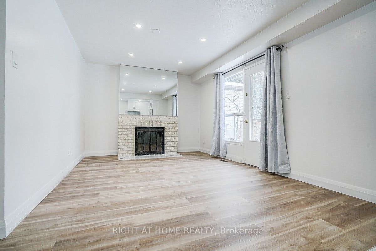 35 Snowshoe Crescent, Markham, ON, L3T 4M7 - 28