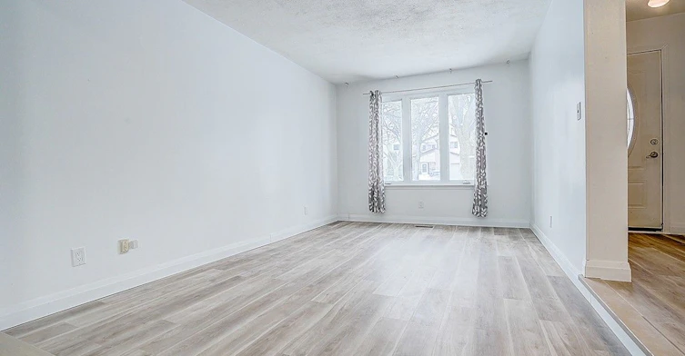 35 Snowshoe Crescent, Markham, ON, L3T 4M7 - 30