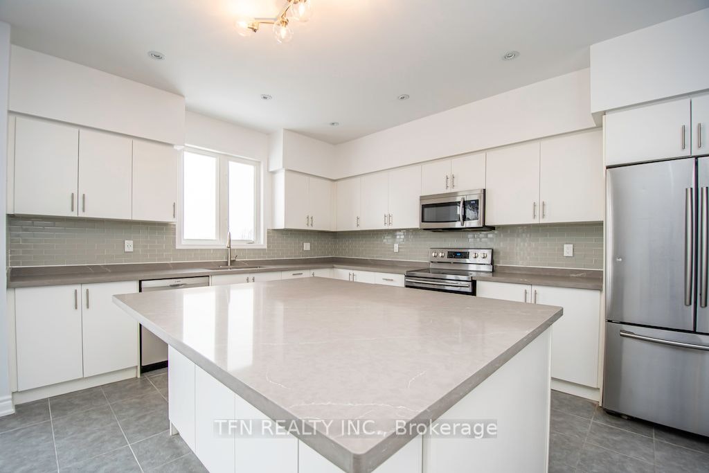 24 Don Hadden Crescent, Brock, ON, L0C 1H0 - 8