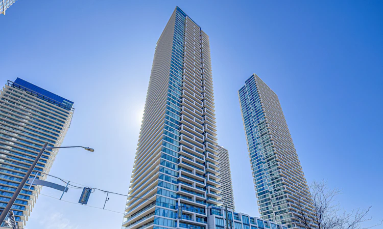 3912-950 Portage Parkway
