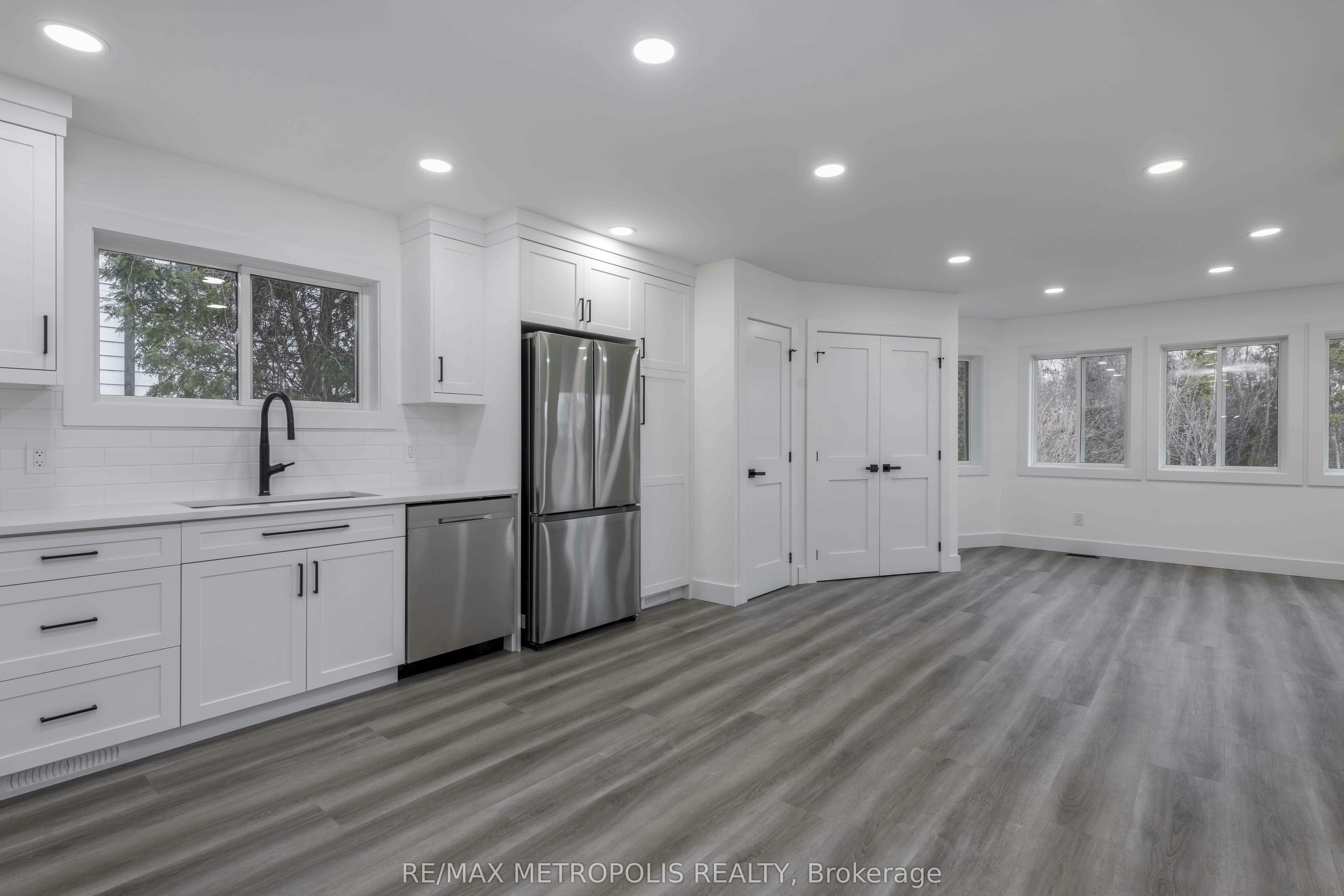 759 Innisfil Beach Road, Innisfil, ON, L9S 4E4 - 10