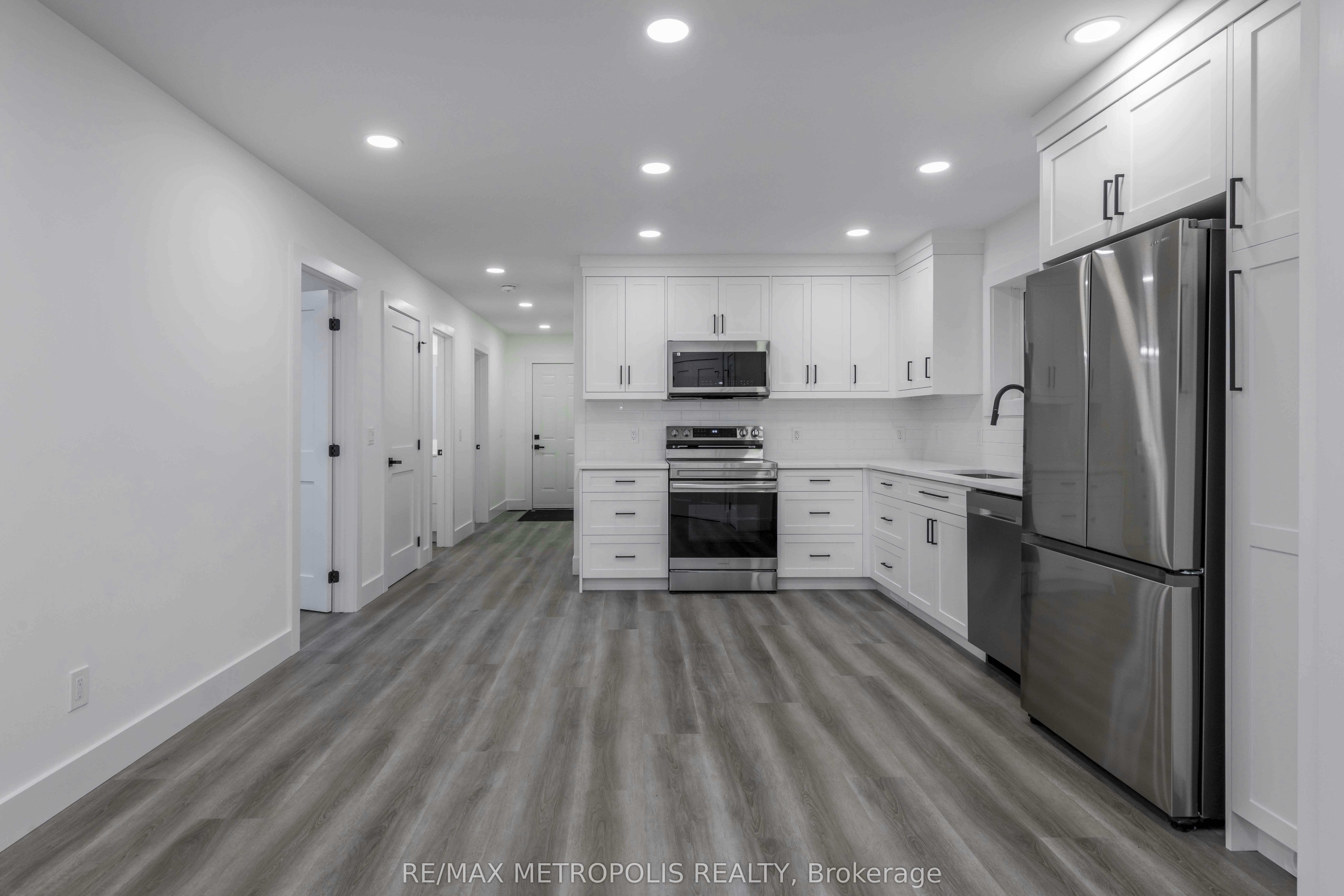 759 Innisfil Beach Road, Innisfil, ON, L9S 4E4 - 11