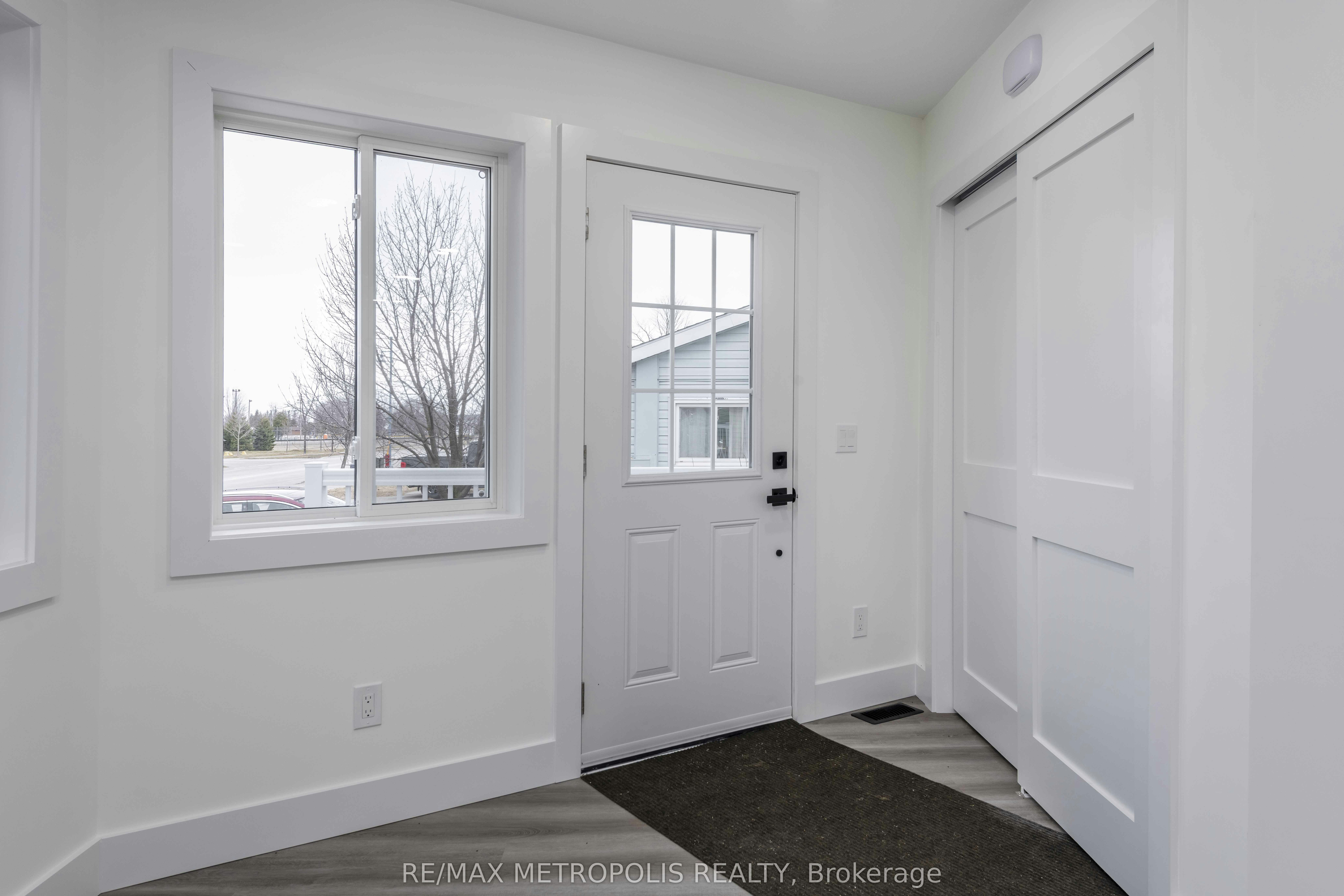 759 Innisfil Beach Road, Innisfil, ON, L9S 4E4 - 8