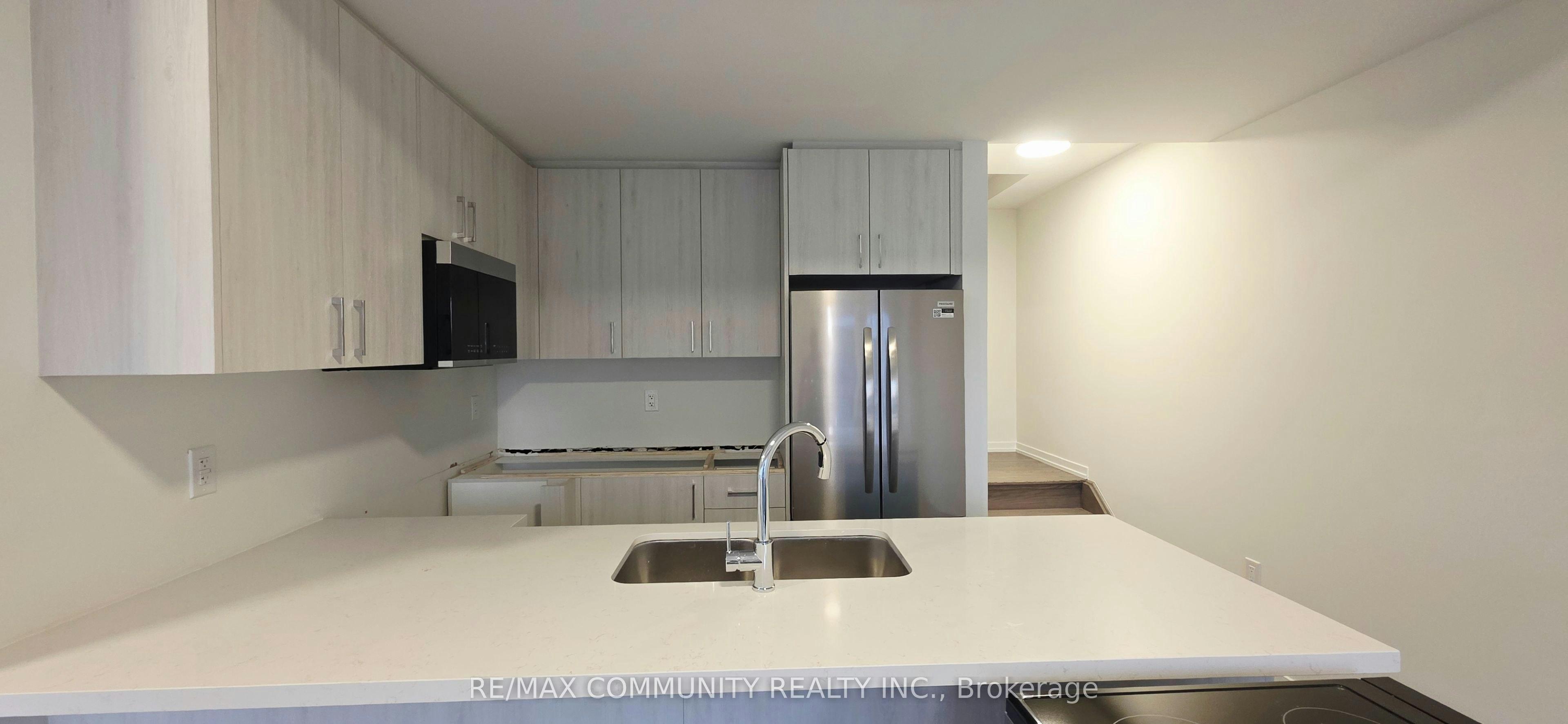 105-158 Matawin Lane, Richmond Hill, ON, L4B 0H7 - 4